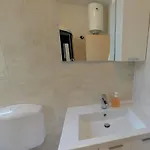 Mihe *